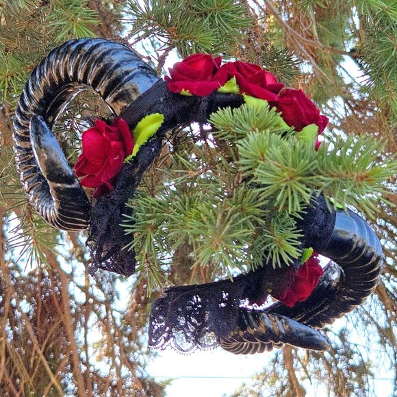 Sold - Sheep Horn Floral Hair Band Halloween Gothic Costume Headband Cosplay - Picture 10 of 14